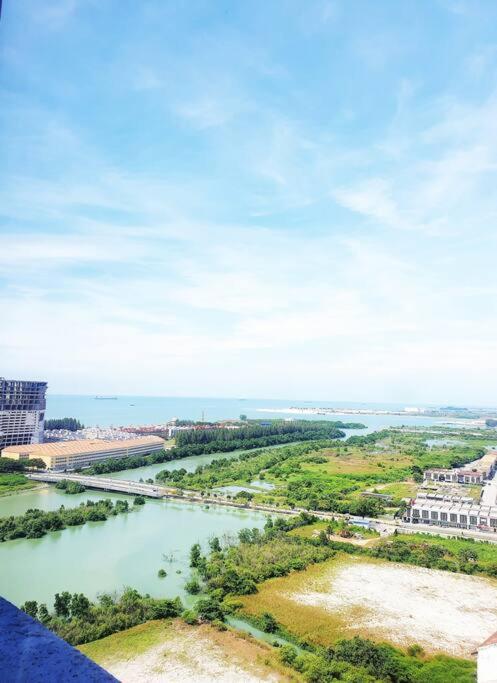 Seaview#Warmth#Netflix#Privatebathtub#Seasideluxurycondo#Imperioresidence Malacca Exterior photo